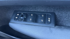 Volvo Xc40 1.5 T4 Recharge PHEV Plus Dark 5dr Auto Estate